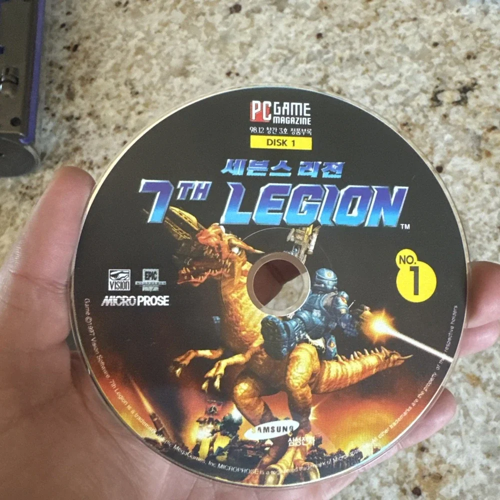 Korean PC Game Magazine Cover CD 1998 Amaranth 3D & 7th Legion Disc Set